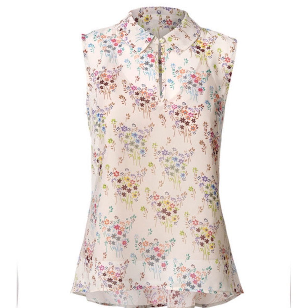 CAbi Essential sleeve-less chiffon blouse size Medium